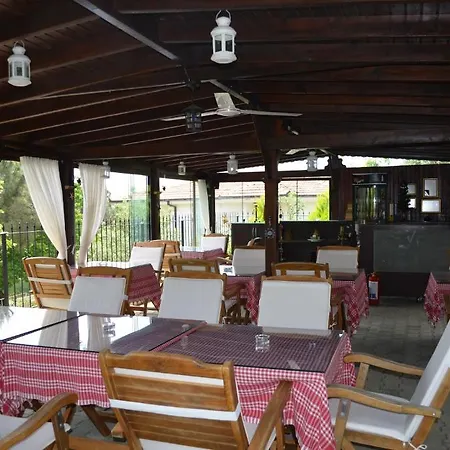 Guest house Guzelyali 2*
