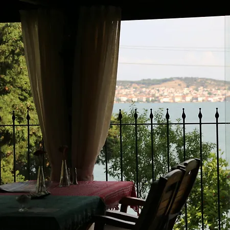 Guzelyali Guest house Ayvalik